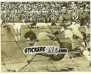 Sticker Quattro Difensori Comaschi, Un Attacante Bianconero, Karl Praest - La Storia della Juve - Masters Edizioni