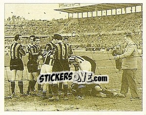 Sticker Agonismo e infortuni, c'e Juve-Inter - La Storia della Juve - Masters Edizioni