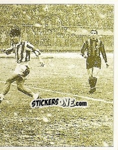 Sticker Un guizzo nella neve: un gol di Sivori all'Atalanta part 2 - La Storia della Juve - Masters Edizioni