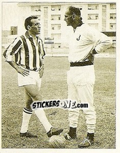 Cromo Luis Del Sol, alla Juve dal '62, con il tecnico brasiliano Amaral