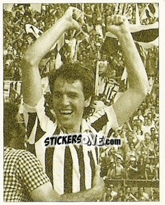 Sticker E'scudetto, via all'invasione di campo - La Storia della Juve n. 135 - Masters Edizioni