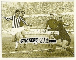 Sticker Giovane rampollo della Torino bene, Roberto Bettega e il nuovo talento della Juve - La Storia della Juve n. 138 - Masters Edizioni