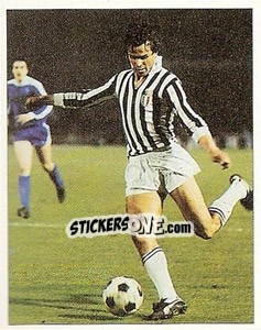 Sticker E' un terzino specializzato in discese sulla sinistra, e Cabrini - La Storia della Juve n. 199 - Masters Edizioni
