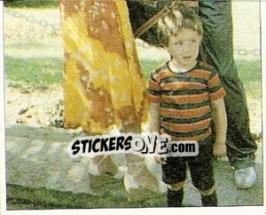 Sticker Scirea con la moglie Mariella e il figlio Riccardo part 2 - La Storia della Juve n. 207 - Masters Edizioni