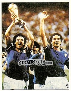 Sticker L'Italia e campione del mondo in Spagna - La Storia della Juve n. 223 - Masters Edizioni