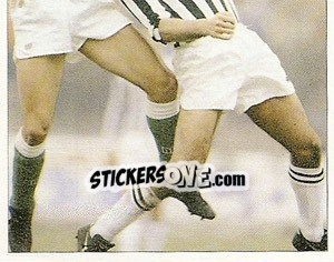 Sticker Uno scampolo di calcio maschio e intenso, quello che piace a Giovanni Trapattoni part 2 - La Storia della Juve - Masters Edizioni