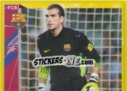 Figurina Pinto in action (1 of 2) - FC Barcelona 2011-2012 - Panini