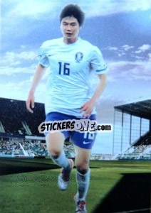 Sticker Ki Sung-Yueng - World Football UNIQUE 2012 n. 106 - Futera