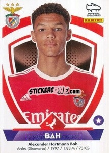 Figurina Alexander Bah - Futebol 2022-2023
 n. 42 - Panini