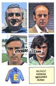Cromo M. Muñoz / Pereda / Mesones / Dunai - Liga Spagnola 1982-1983
 n. E1 - Colecciones ESTE