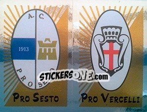 Sticker Scudetto Pro Sesto / Pro Vercelli - Calciatori 2002-2003 n. 681 - Panini