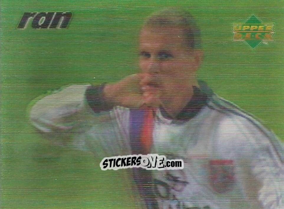 Cromo Bayerns Jancker küsst Ring - Living Picture Fussball-Bundesliga 1998
 n. 42 - Upper Deck