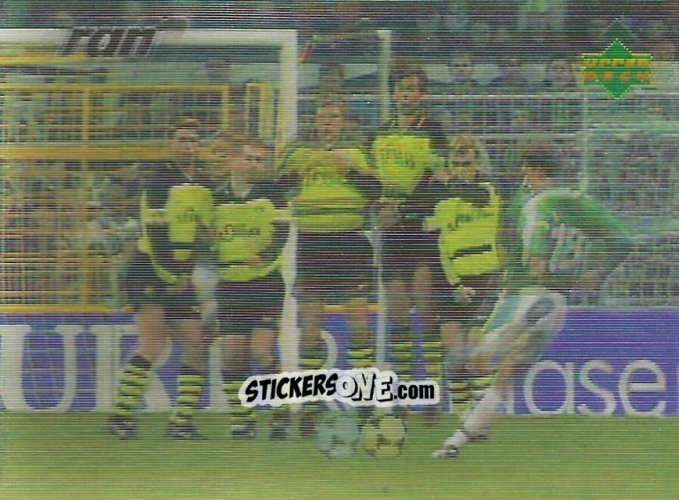 Cromo Bremens Herzog Beim Freistoss - Living Picture Fussball-Bundesliga 1998
 n. 34 - Upper Deck