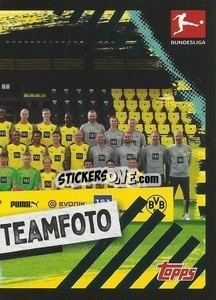 Sticker Offizielles Teamfoto - German Football Bundesliga 2021-2022
 - Topps