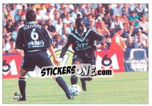 Sticker Kodjo Afanou (In game - foto 3) - F.C. Girondins De Bordeaux n. 24 - Panini