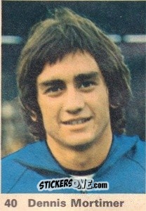 Sticker Dennis Mortimer - Top Teams 1971-1972
 n. 40 - Marshall Cavendish
