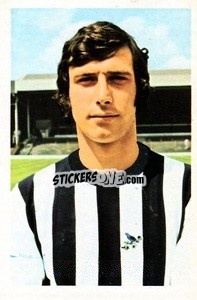 Sticker Lyndon Hughes - The Wonderful World of Soccer Stars 1972-1973
 - FKS
