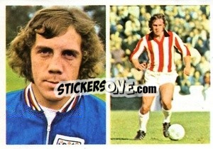 Sticker Mike Pejic - Soccer Stars 1976-1977
 n. 301 - FKS