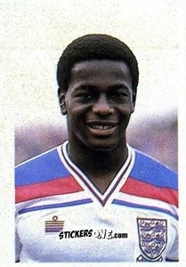 Sticker Justin Fashanu - Soccer Stars 1983-1984
 n. 152 - FKS