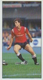 Figurina Mark Hughes - Football Candy Sticks 1985-1986
 n. 14 - Bassett & Co.
