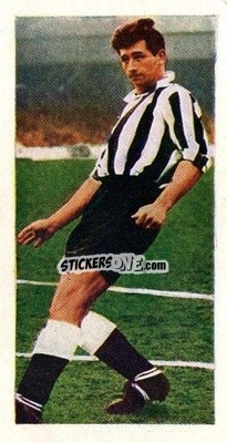 Sticker Bill Curry - Famous Footballers 1959-1960
 - Chix Confectionery