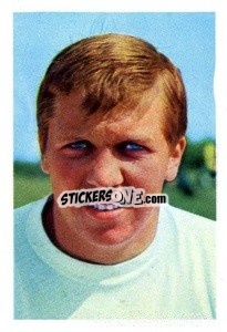 Cromo Dennis Bond - The Wonderful World of Soccer Stars 1967-1968
 - FKS