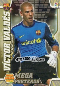 Sticker Víctor Valdés - Liga BBVA 2010-2011. Megacracks n. 400 - Panini