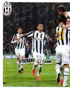Sticker 38 gare utili consecutive, nessuna sconfitta - Juventus 2012-2013 n. 32 - Footprint