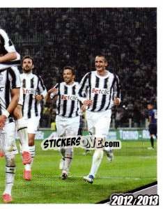 Sticker 39 gare utili consecutive, nessuna sconfitta - Juventus 2012-2013 n. 33 - Footprint