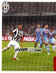 Sticker Arturo Vidal sigla il pareggio su rigore netto - Juventus 2012-2013 n. 93 - Footprint