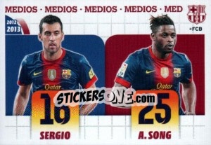 Figurina Sergio Busquets / Alex Song (Medios) - FC Barcelona 2012-2013 - Panini