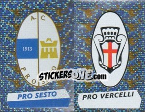 Sticker Scudetto Pro Sesto/Pro Vercelli (a/b) - Calciatori 2000-2001 - Panini