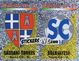 Sticker Scudetto Sassari Torres/Solbiatese (a/b) - Calciatori 1996-1997 n. 618 - Panini