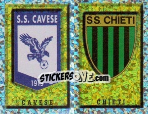 Sticker Scudetto Cavese/Chieti (a/b) - Calciatori 1997-1998 n. 675 - Panini