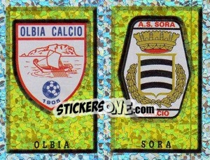 Sticker Scudetto Olbia/Sora (a/b) - Calciatori 1997-1998 n. 678 - Panini