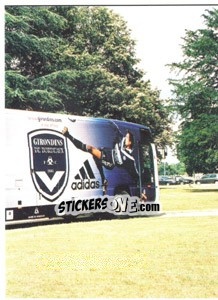 Cromo Le bus attend - Fc Girondins De Bordeaux 2000-2001 - Panini