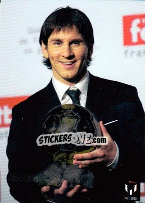 Sticker Messi with FIFA Golden Ball award in 2009 - Messi (European version) n. 101 - Icons.com