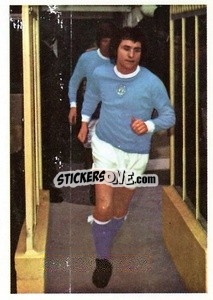 Sticker Dennis Tueart - The Wonderful World of Soccer Stars 1974-1975 - FKS
