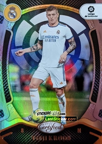 Sticker Toni Kroos - Chronicles Soccer 2021-2022
 n. LL165 - Panini