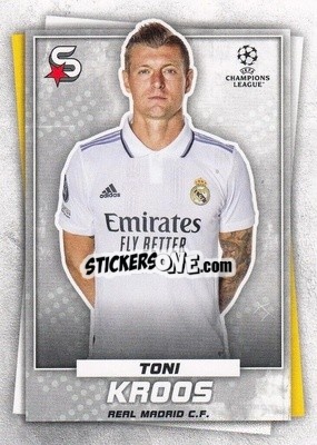 Sticker Toni Kroos - Superstars 2022-2023
 - Topps