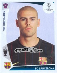 Figurina Victor Valdes - UEFA Champions League 2009-2010 - Panini