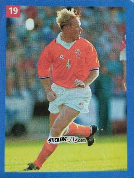 Sticker Ronald Koeman - Las Estrellas del Mundo 1994
 n. 19 - EL MUNDO DEPORTIVO