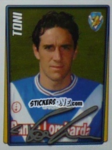 Figurina Luca Toni - Calcio 2001-2002 - Merlin