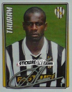 Figurina Lilian Thuram - Calcio 2001-2002 - Merlin