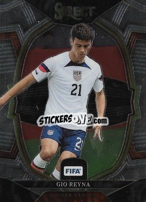 Sticker Gio Reyna - Select FIFA Soccer 2022-2023
 - Panini