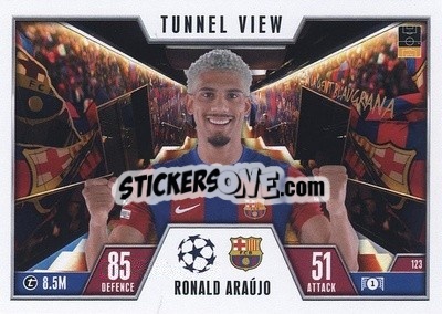 Sticker Ronald Araujo - UEFA Champions League & Europa League 2023-2024. Match Attax Extra
 n. 123 - Topps