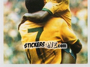 Cromo Pelé comemora com Jairzinho - Brasil de Todas as Copas - Panini