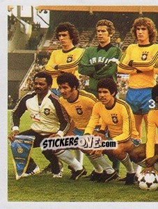 Sticker A seleção terceira colocada - Brasil de Todas as Copas n. 90 - Panini