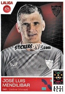 Sticker Entrenador Sevilla FC - José Luis Mendilibar (2) - LaLiga 2023-2024
 n. 522 - Panini