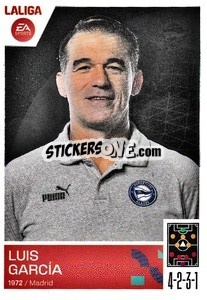 Sticker Entrenador Deportivo Alavés - Luis García (2) - LaLiga 2023-2024
 - Panini